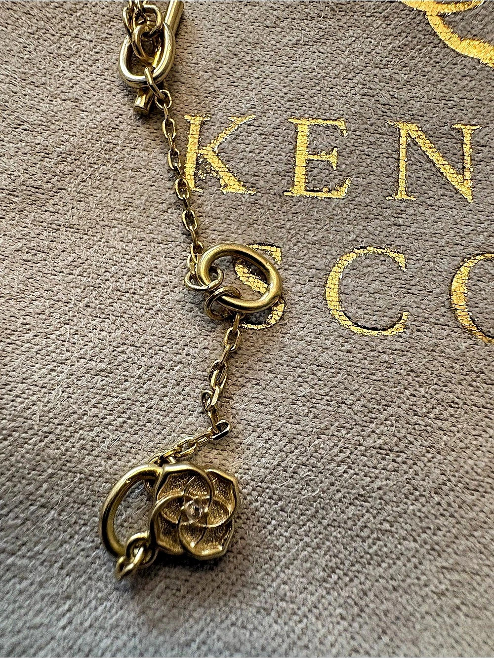 Kendra Scott Gemma Multi Charm Necklace Set Gold Celestial - Picture 3 of 4